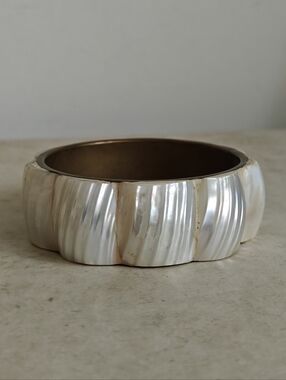 Rare Vintage Genuine Mother Of Pearl And Brass Bangle Bracelet